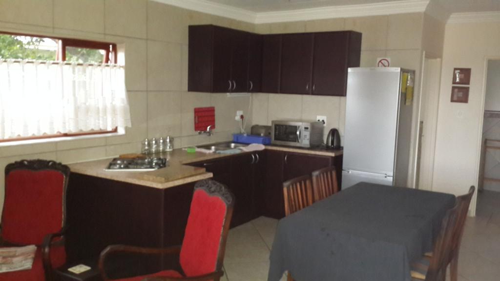 Magaliqua Guest House Noordheuwel ห้อง รูปภาพ