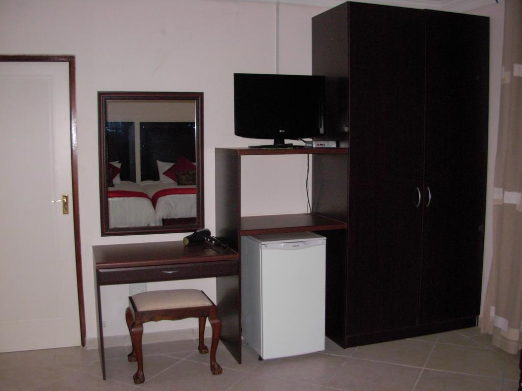 Magaliqua Guest House Noordheuwel ห้อง รูปภาพ